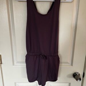 Abercrombie & Fitch Sleeveless Traveler Romper in Purple/Gray Size 13/14
